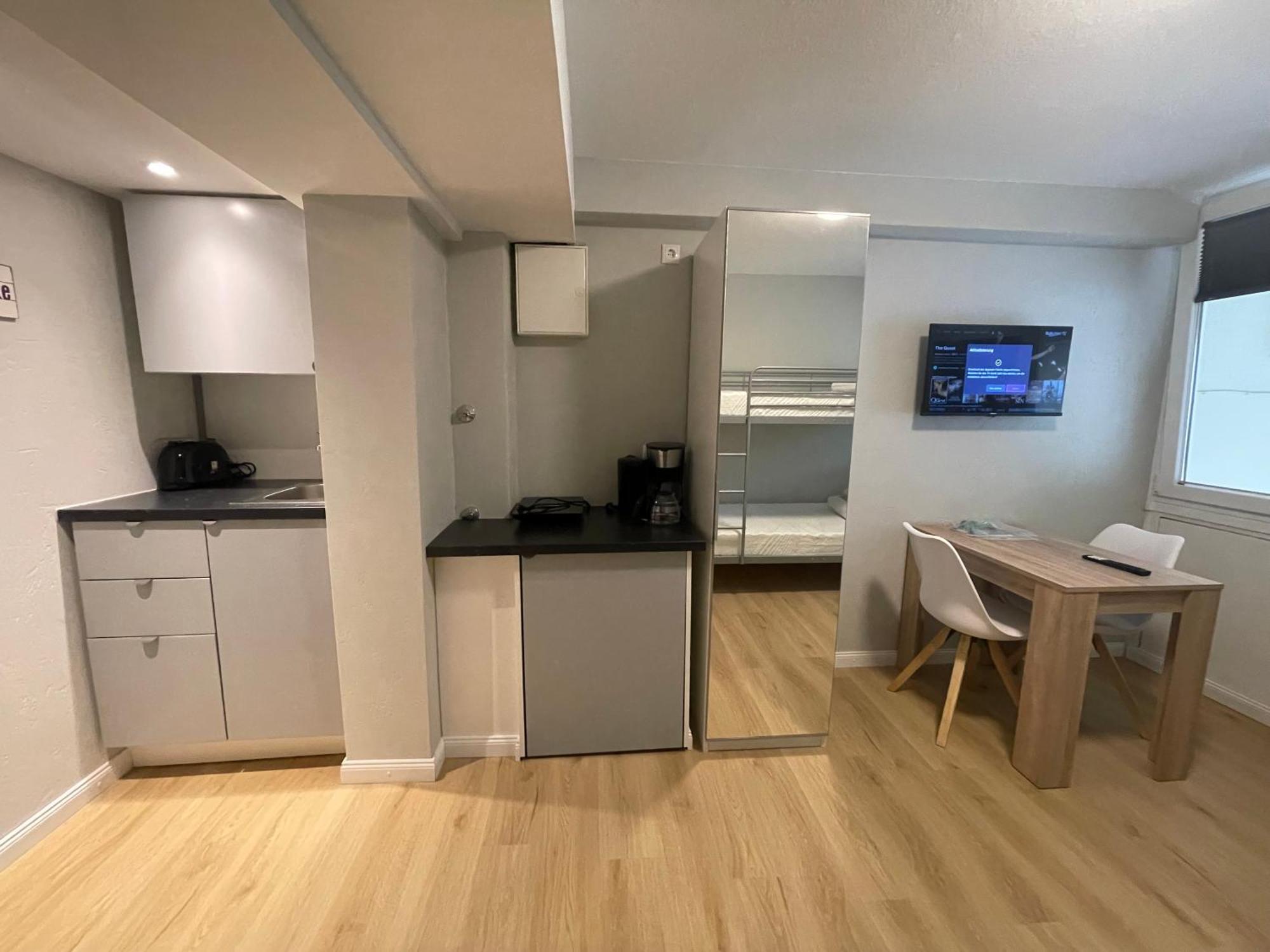Suesses Kleines Und Zentrales Apartment Fuer Zwei Personen Mitten In Hamburg Dış mekan fotoğraf